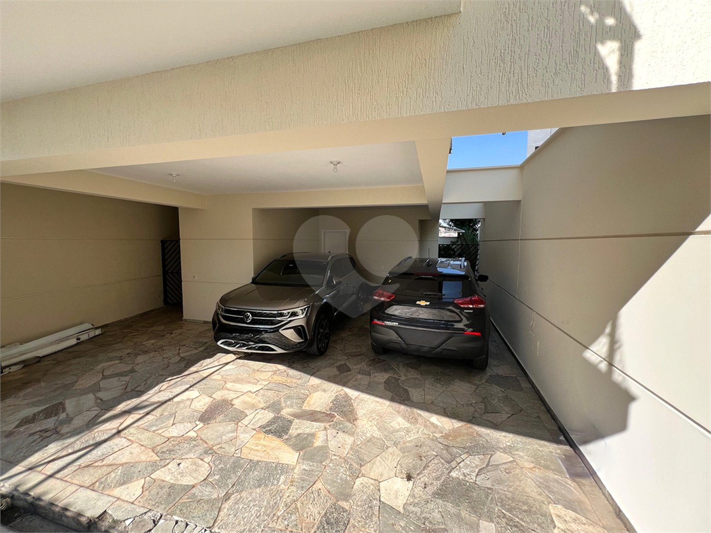 Casa à venda com 4 suítes no condomínio Residencial Cantareira, São Paulo - SP