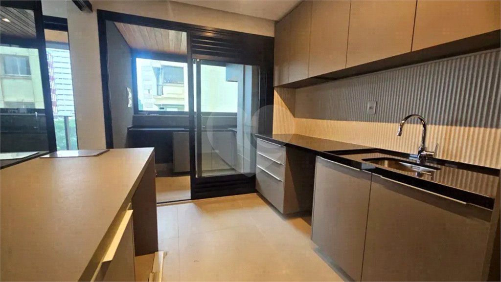 Apartamento para alugar com 3 quartos, sendo 1 suíte,  em Sumaré, São Paulo, SP