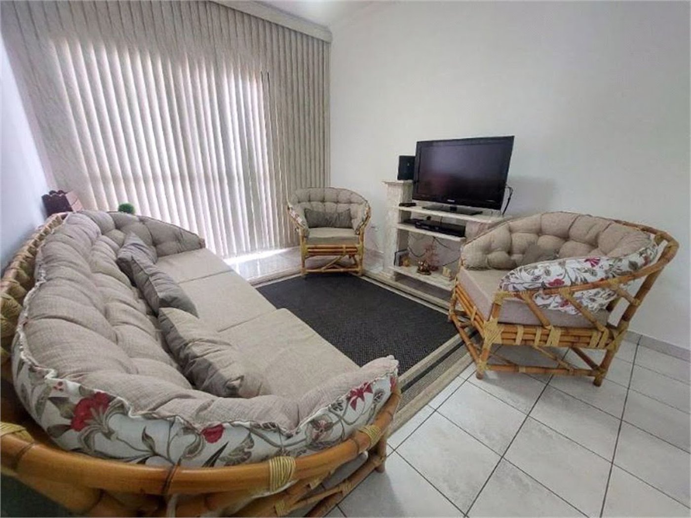 Apartamento Residencial à venda, Boqueirão, Praia Grande - AP0408.