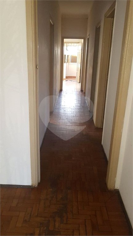Casa térrea para venda em Araraquara/SP.