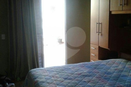 Casa à venda com 4 quartos, sendo 3 suítes, em Barra Funda, São Paulo, SP
