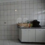 Sobrado à venda com 3 quartos em Vila Lageado, São Paulo, SP
