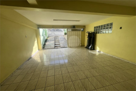 Sobrado à venda com 3 quartos em Vila Gustavo, São Paulo, SP