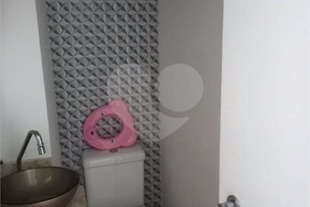 Apartamento à venda com 3 quartos, sendo 1 suíte, em Vila Maria Alta, São Paulo, SP