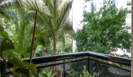 Apartamento à venda com 2 quartos, sendo 1 suíte,  em Moema, São Paulo, SP