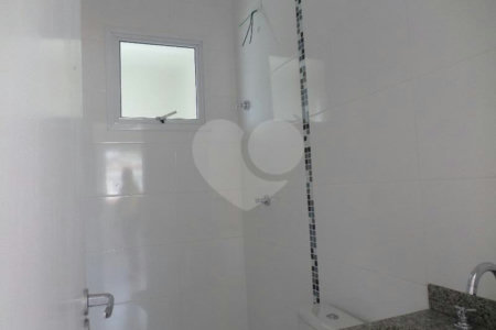 Casa à venda com 2 quartos no condomínio Maracujas, São Paulo - SP