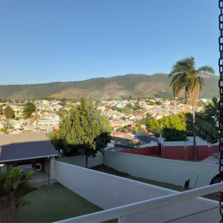 Sobrado à venda com 3 quartos, sendo 1 suíte,  em Jardim Paulista, Atibaia, SP