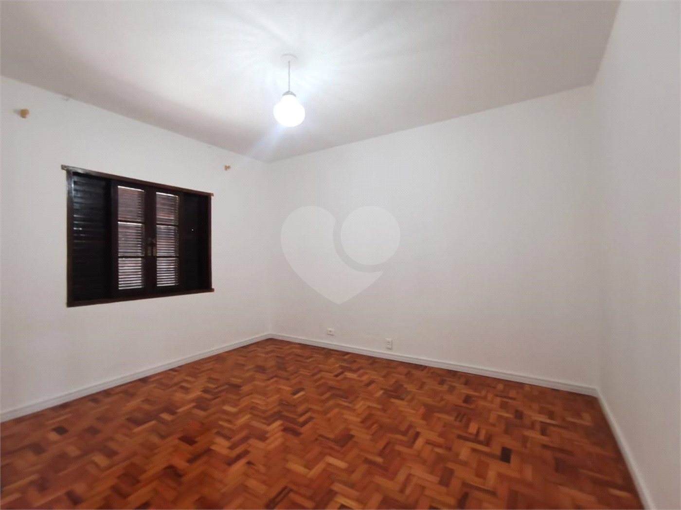 Casa à venda com 3 quartos em Interlagos, São Paulo, SP