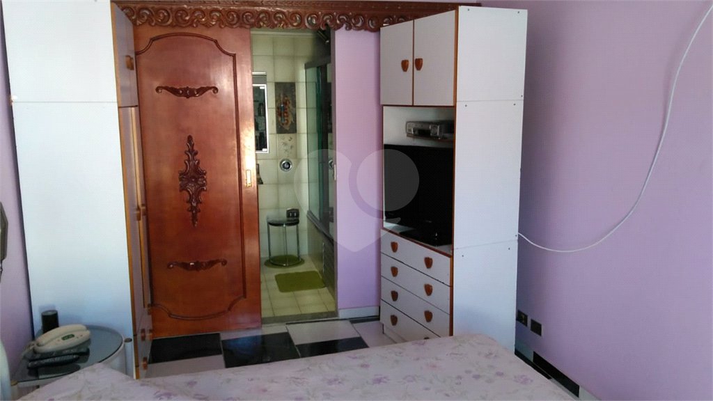 Sobrado à venda com 4 quartos, sendo 1 suíte, em Água Fria, São Paulo, SP