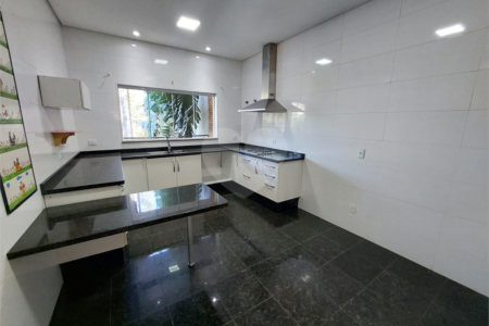 Casa à venda com 3 quartos, sendo 1 suíte, no condomínio Village Saint Clair, Sorocaba - SP