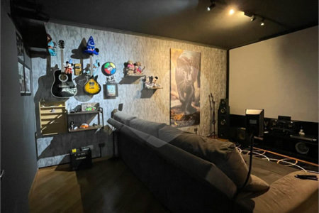 Sobrado à venda com 4 quartos, sendo 1 suíte,  em Jardim Las Vegas, Santo André, SP