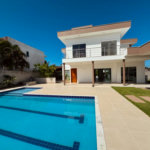 Casa para alugar com 3 suítes, no condomínio Outeiro São Francisco, Porto Seguro - BA