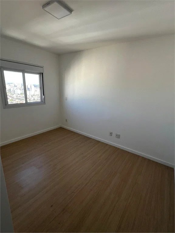 Apartamento à venda com 3 quartos, sendo 2 suítes, em Parque Reboucas, São Paulo, SP