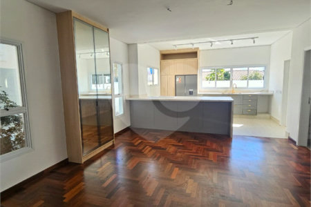 Casa à venda com 3 suítes no condomínio Palma de Mallorca Private Houses, São Paulo - SP