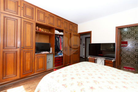 Casa Térrea com 2 quartos 5 vagas e terreno de 500m² no Brooklin