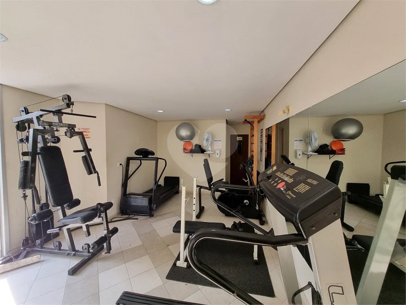 Apartamento à venda com 1 quarto em Santana, São Paulo, SP