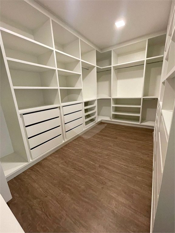 Casa à venda com 3 suítes no condomínio Reserva São Nicolau, Atibaia - SP