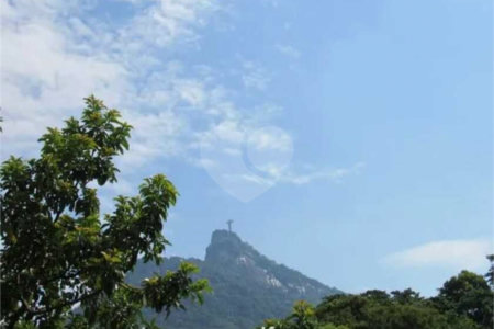 Cobertura à venda com 4 quartos, sendo 1 suíte, em Cosme Velho, Rio de Janeiro, RJ
