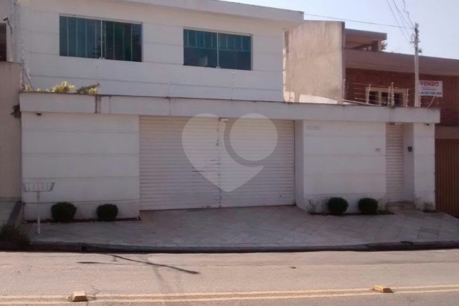 Sobrado à venda com 4 suítes em Tremembé, São Paulo, SP