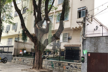 Apartamento à venda com 2 quartos em Grajaú, Rio de Janeiro, RJ