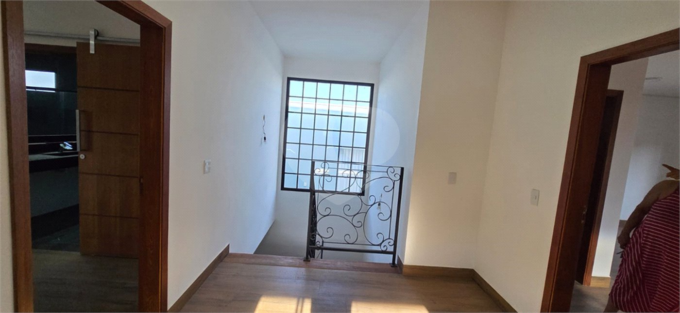 Casa à venda com 3 suítes em Jardim Nova América, Louveira, SP