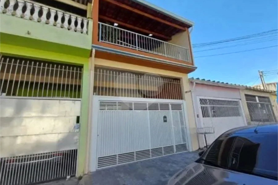 Sobrado à venda com 4 quartos, sendo 1 suíte, em Jaraguá, São Paulo, SP