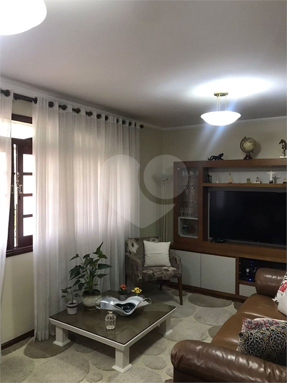 Sobrado à venda com 3 suítes em Mandaqui, São Paulo, SP