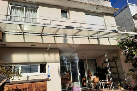 Casa à venda com 4 suítes no condomínio Las Cumbres, São Paulo - SP
