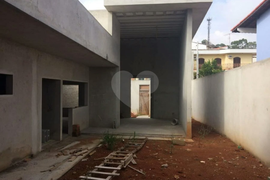 Casa à venda com 3 suítes em Tremembé, São Paulo, SP