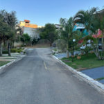 Casa à venda com 4 quartos, sendo 1 suíte,  no condomínio Jardim das Acácias, Cotia - SP