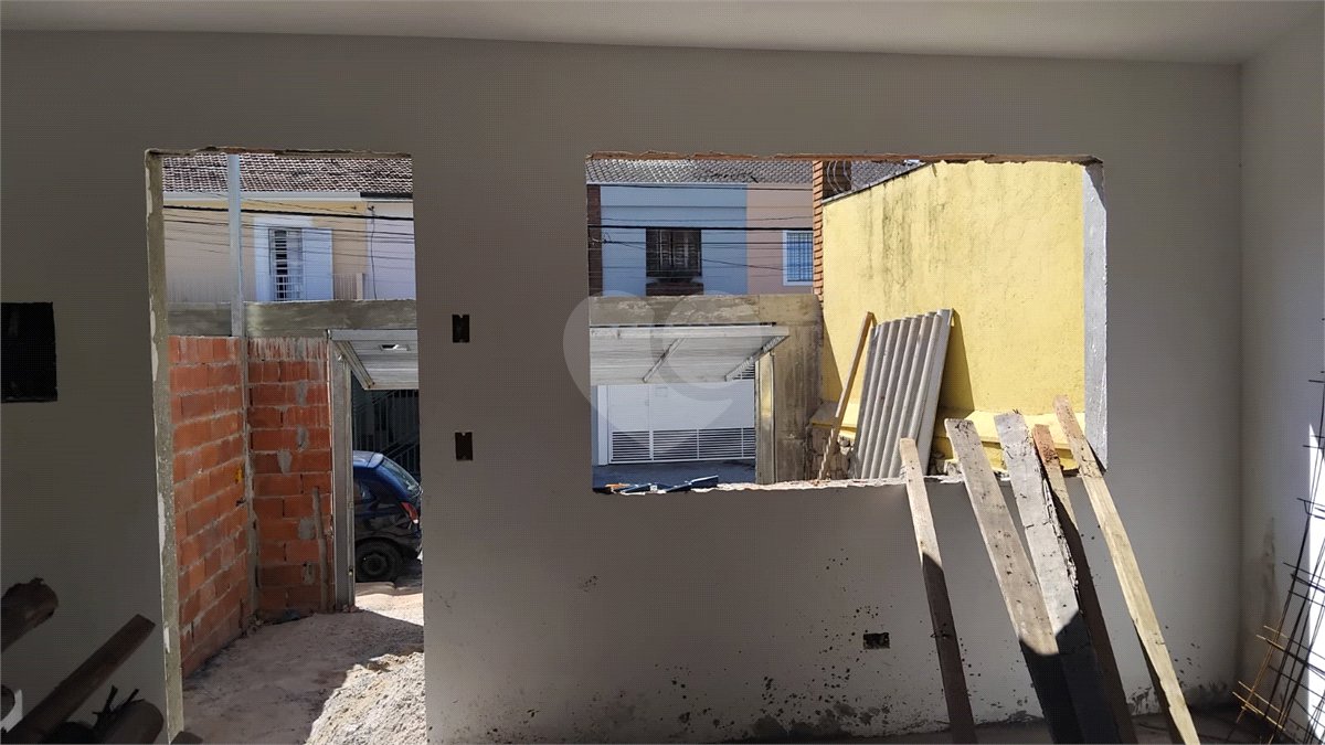 Sobrado à venda com 2 suítes em Jardim Bonfiglioli, São Paulo, SP