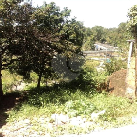 Sobrado à venda com 4 quartos em Jardim do Lago, São Paulo, SP