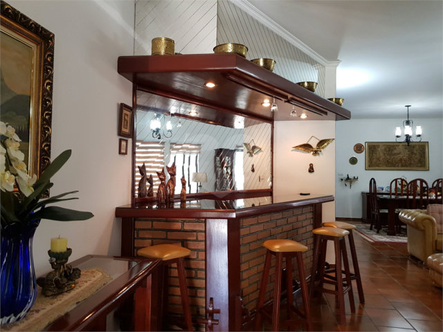 Casa à venda com 3 quartos, sendo 1 suíte,  no condomínio City Campo Grande, São Paulo - SP