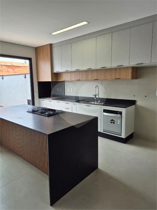 Casa a venda Condominio Maria Candida