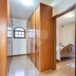 Sobrado à venda com 4 quartos, sendo 1 suíte, em Alto da Boa Vista, São Paulo, SP