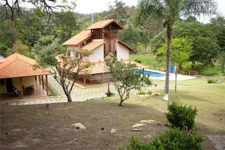 Sítio à venda com 4 quartos, sendo 2 suítes, em Jardim Guaçu, São Roque, SP