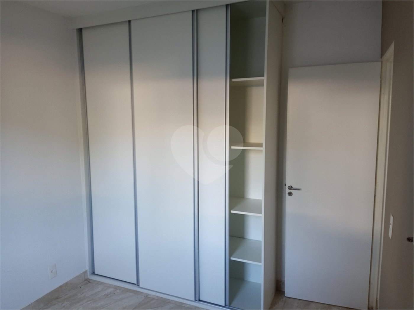Apartamento para alugar com 2 quartos em Ortizes, Valinhos, SP