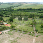 Casa à venda com 8 quartos, sendo 4 suítes, no condomínio Santa Filomena, Salto - SP