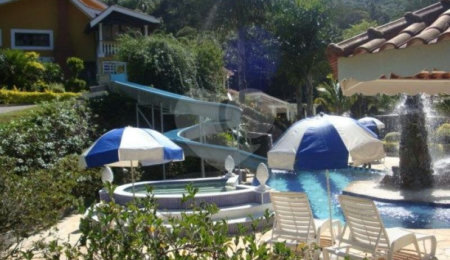 Sobrado à venda com 5 suítes em Juqueri Mirim, Mairiporã, SP