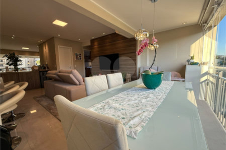 Apartamento à venda com 2 quartos, sendo 1 suíte,  em Jardim Leonor Mendes de Barros, São Paulo, SP
