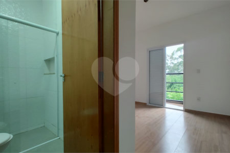 Casa de Vila à venda com 2 suítes em Jardim Regente, Sorocaba, SP