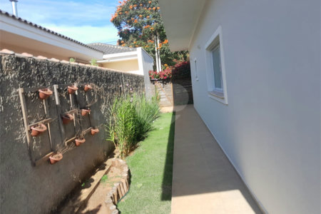 Casa à venda com 3 suítes no condomínio Village Ipanema 1, Araçoiaba da Serra - SP