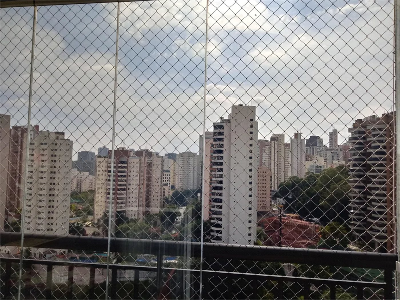 Apartamento à venda com 3 quartos, sendo 1 suíte, em Vila Praia, São Paulo, SP