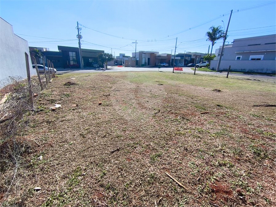 Terreno à venda em Residencial Lago dos Ipês, Itapetininga, SP
