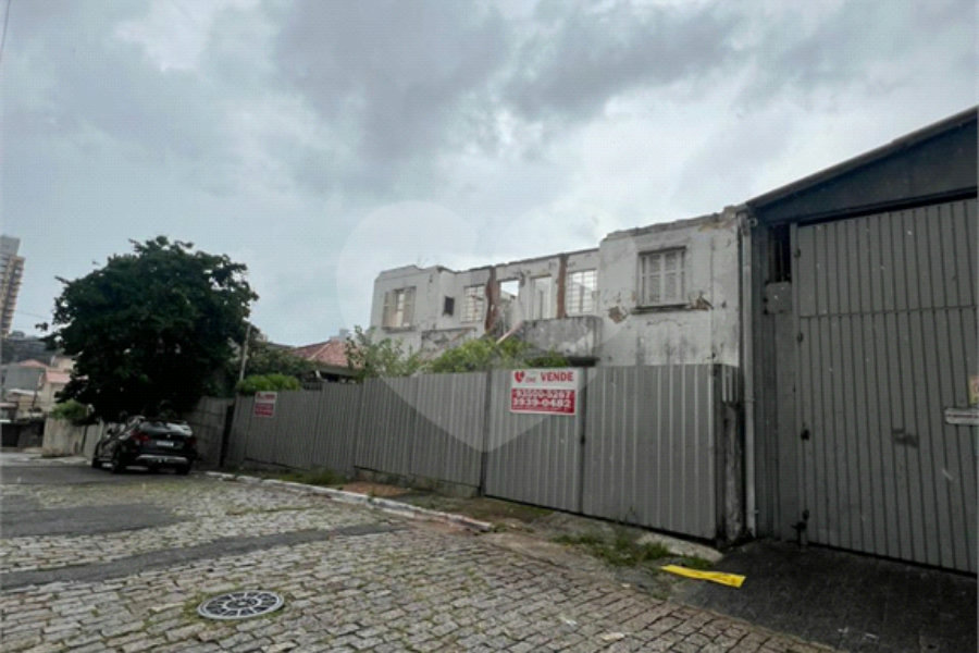 Terreno à venda em Santana, São Paulo, SP