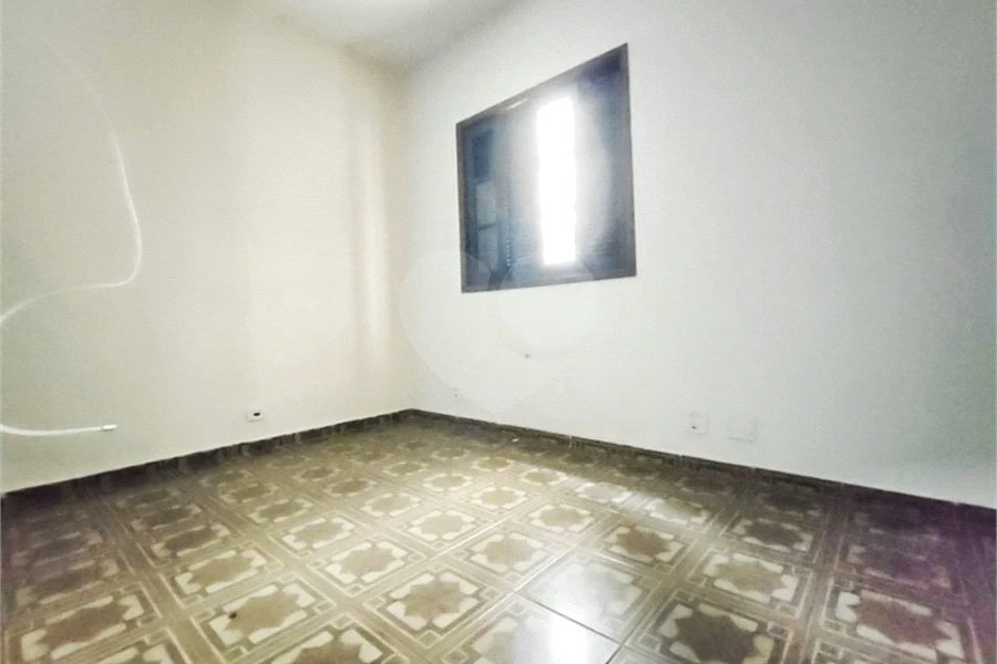 Casa Térrea à venda com 2 quartos em Parque Vitória, São Paulo, SP