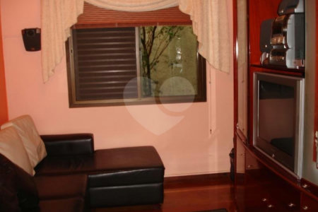 Casa à venda na Aclimação!