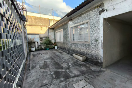 Casa à venda com 3 quartos, sendo 1 suíte, em Umarizal, São Paulo, SP