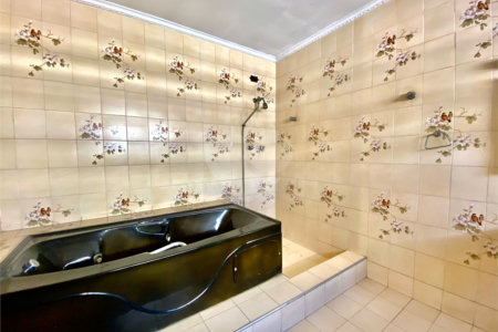 Casa à venda com 6 quartos, sendo 1 suíte, em Vila Mariana, São Paulo, SP