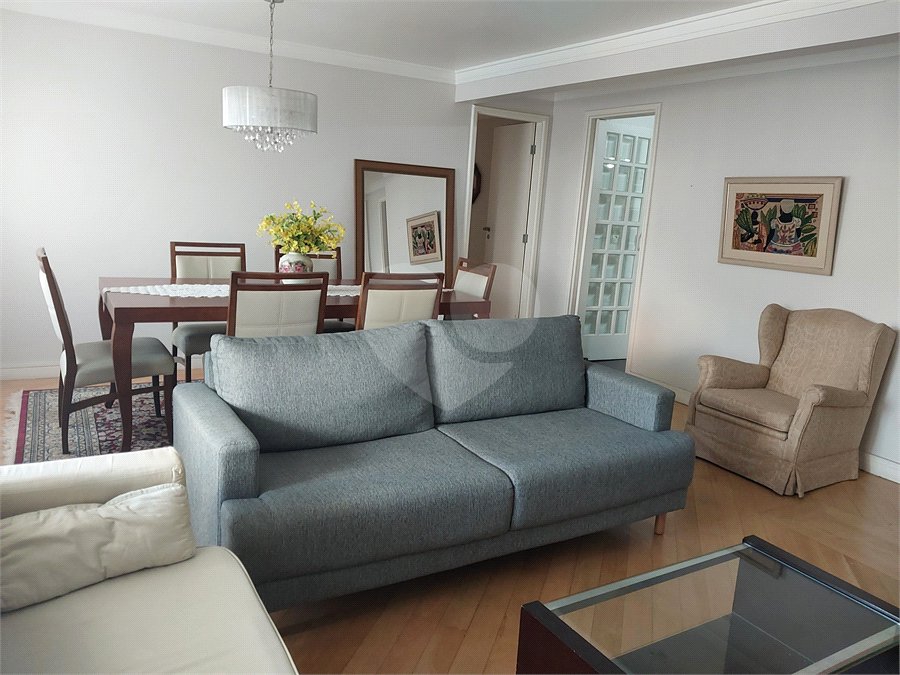 Apartamento à venda com 3 quartos, sendo 2 suítes,  em Cidade São Francisco, São Paulo, SP